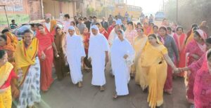 Aryika Ratna 105 Swasti Bhushan Mataji's auspicious entry after 14 years in Shivpuri